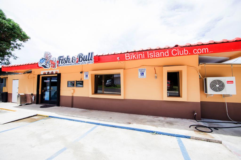 Bikini Island Club Marine Pack